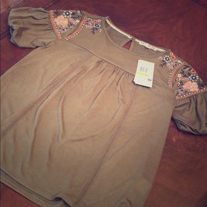 Jolt short sleeve shirt *BRAND NEW WITH TAGS*